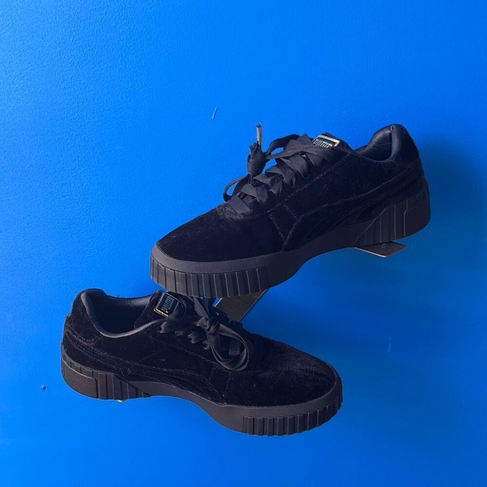 Puma Cali Velvet Sz:9.5 Wns Us
